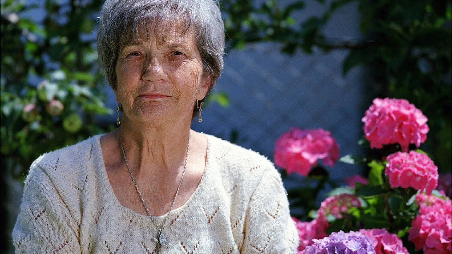 Comment convaincre votre parent d’entrer en maison de retraite